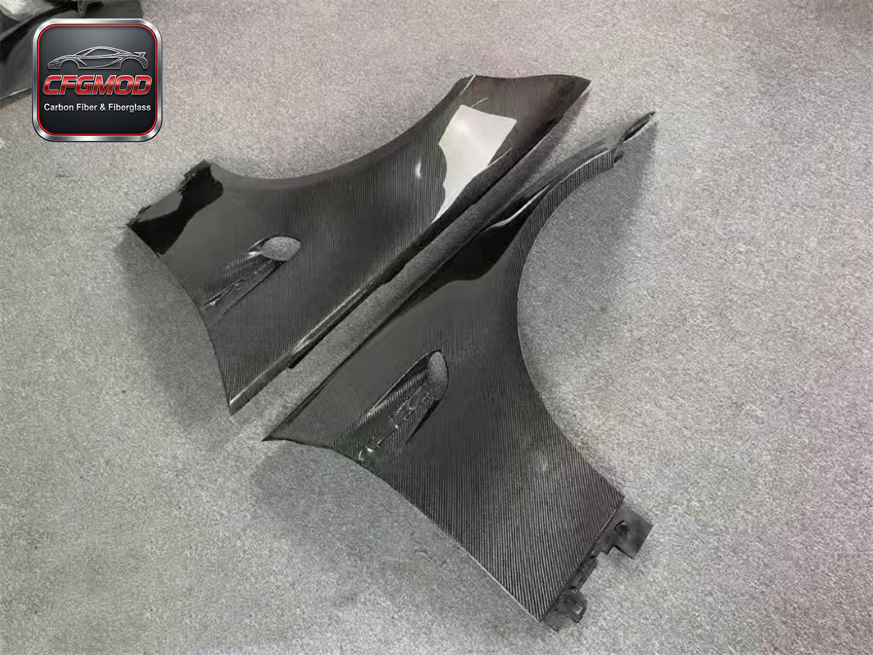 2005-2013 BMW M3 E92 E93 OEM Style Carbon Fiber Front Fenders — 8