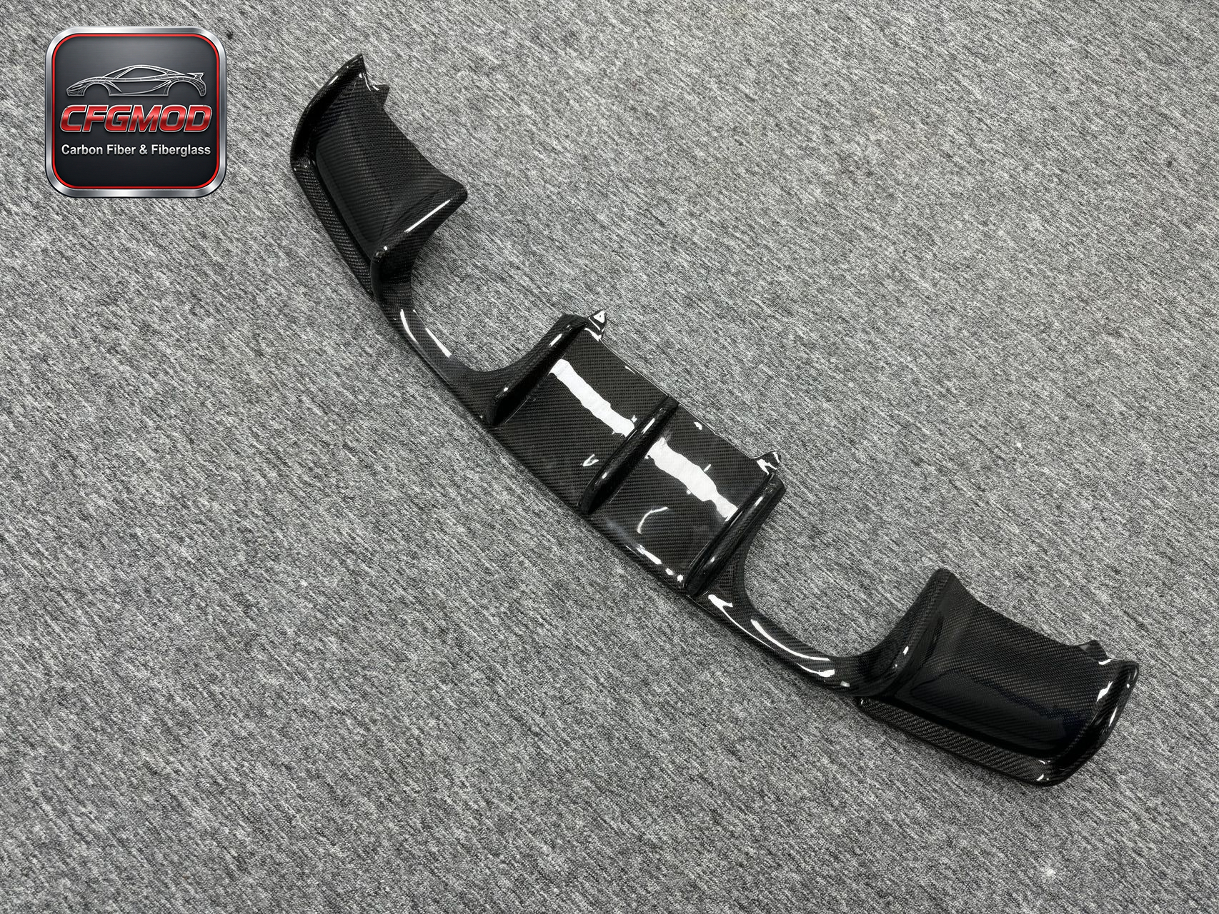2005-2013 BMW M3 E92 E93 V Style Carbon Fiber Rear Lip Diffuser Undertray — 1