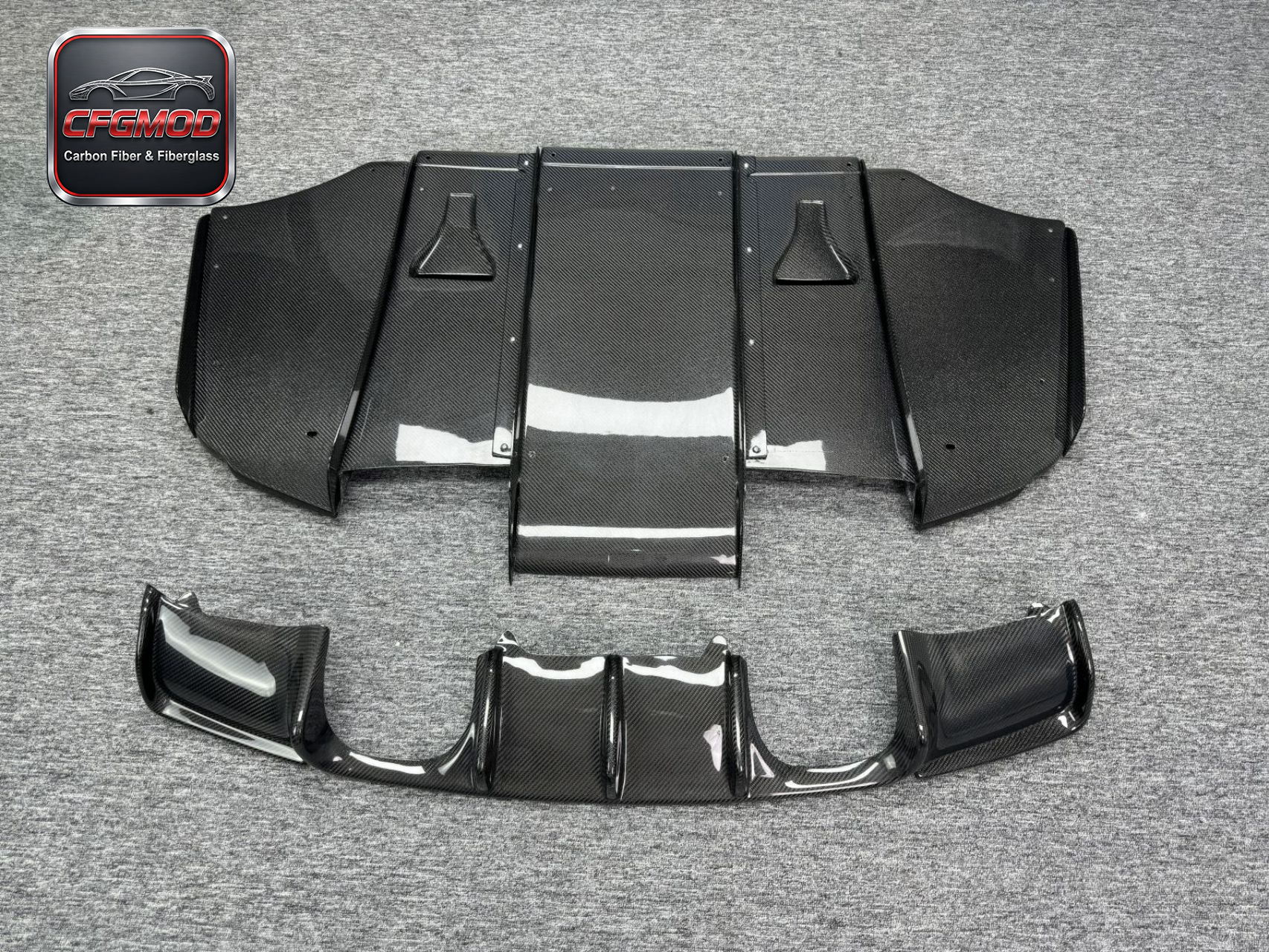 2005-2013 BMW M3 E92 E93 V Style Carbon Fiber Rear Lip Diffuser Undertray — 4