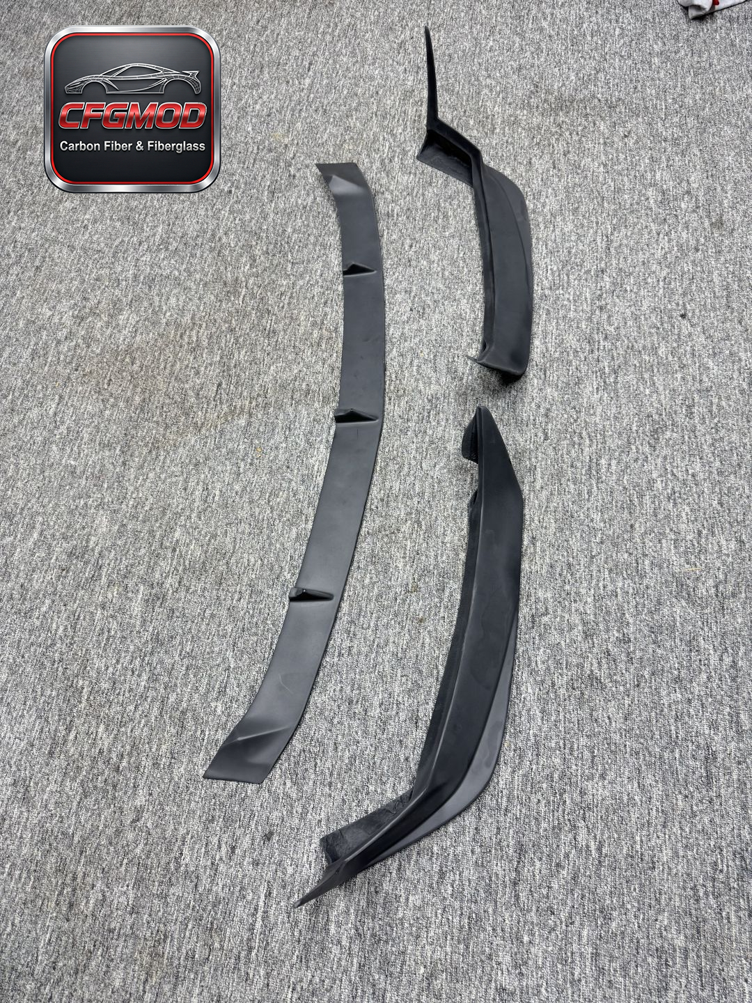 Dry Carbon Fiber P Style 3-Piece Front Lip Splitter for Mercedes AMG GT GTS 2019-2024 — 8