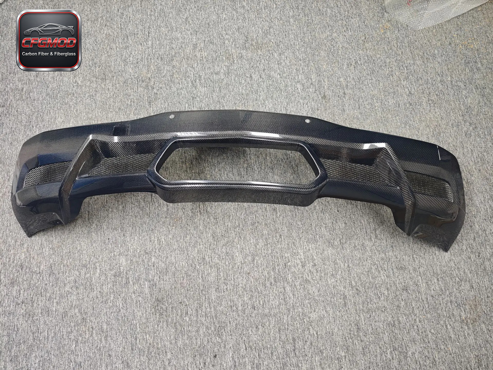 Dry Carbon Fiber OEM Style Rear Bumper Diffuser Lip for Chevrolet Corvette C8 Z06 2020+ — 7