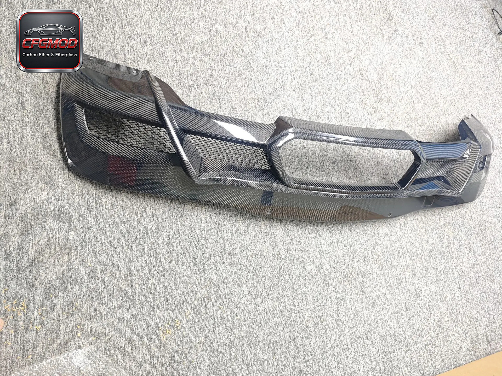 Dry Carbon Fiber OEM Style Rear Bumper Diffuser Lip for Chevrolet Corvette C8 Z06 2020+ — 10