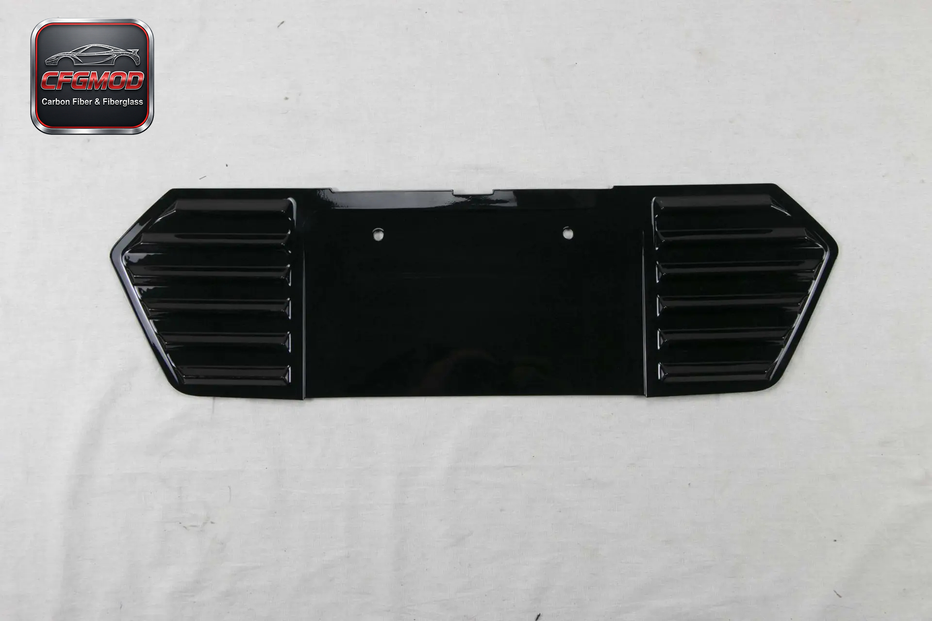 Dry Carbon Fiber Rear License Plate Frame Holder Trim for Chevrolet Corvette C8 Z51 Z06 2020+ — 6
