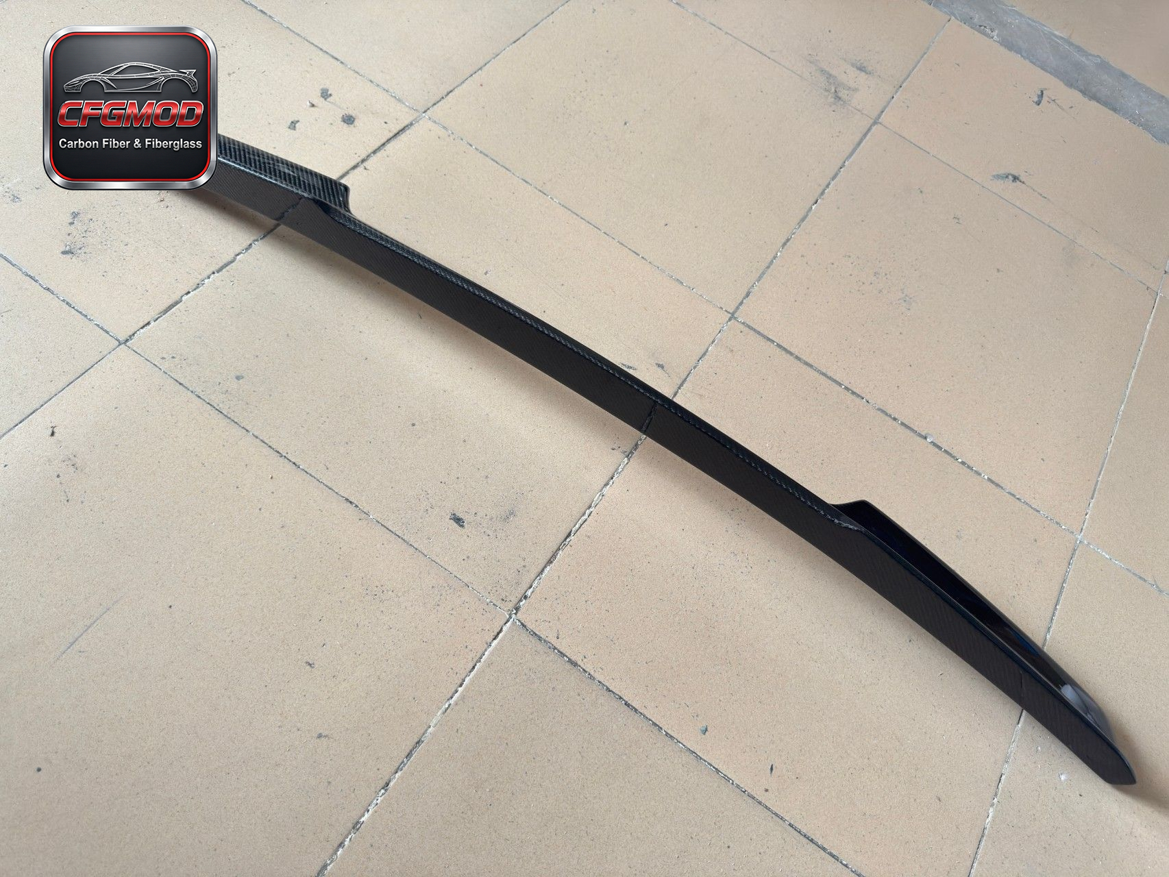 Dry Carbon Fiber V Style Rear Wing Spoiler for Ferrari 458 Italia Spider — 9