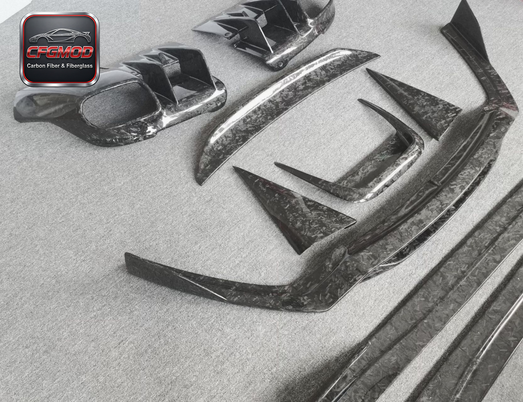 For Ferrari F12 Berlinetta 2012-2017 DMC Style Carbon Fiber Small Body Kit — 7
