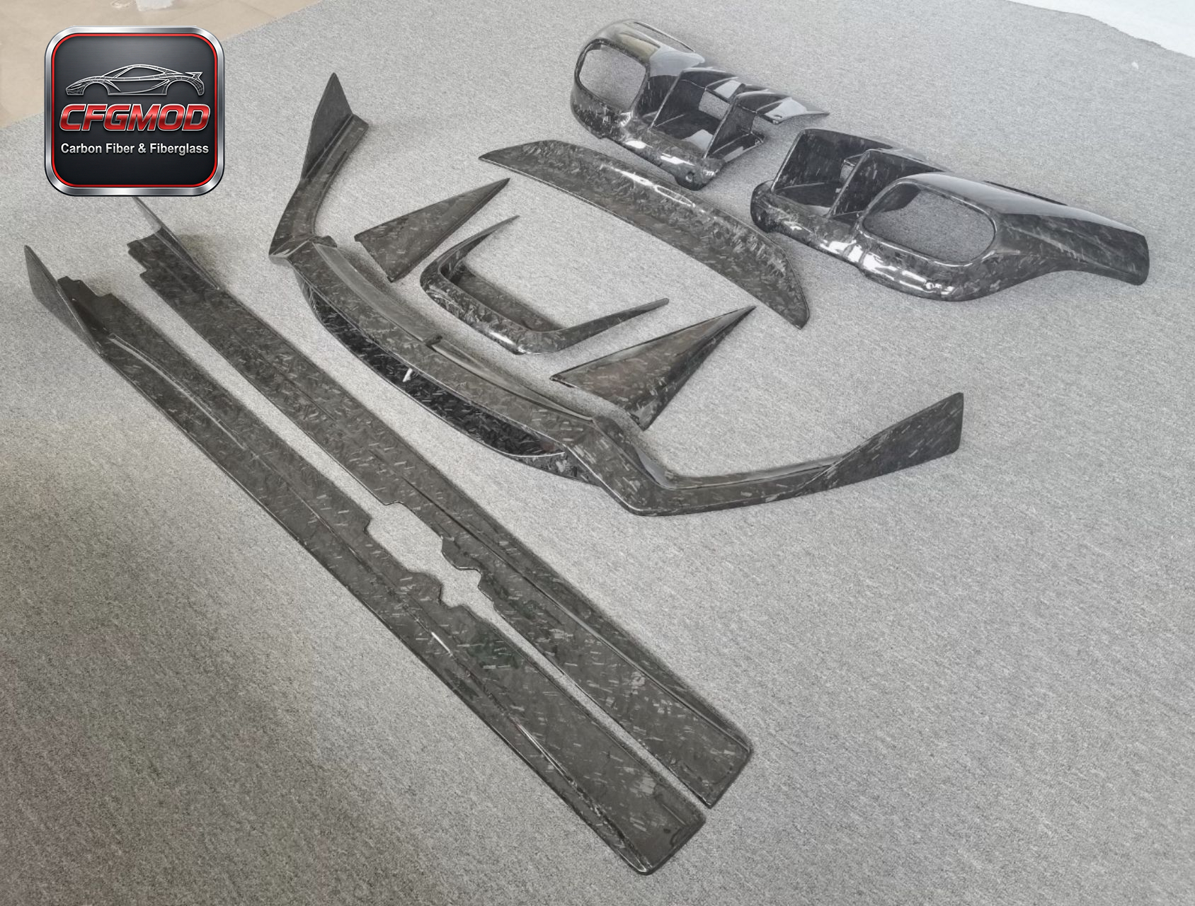 For Ferrari F12 Berlinetta 2012-2017 DMC Style Carbon Fiber Small Body Kit — 8