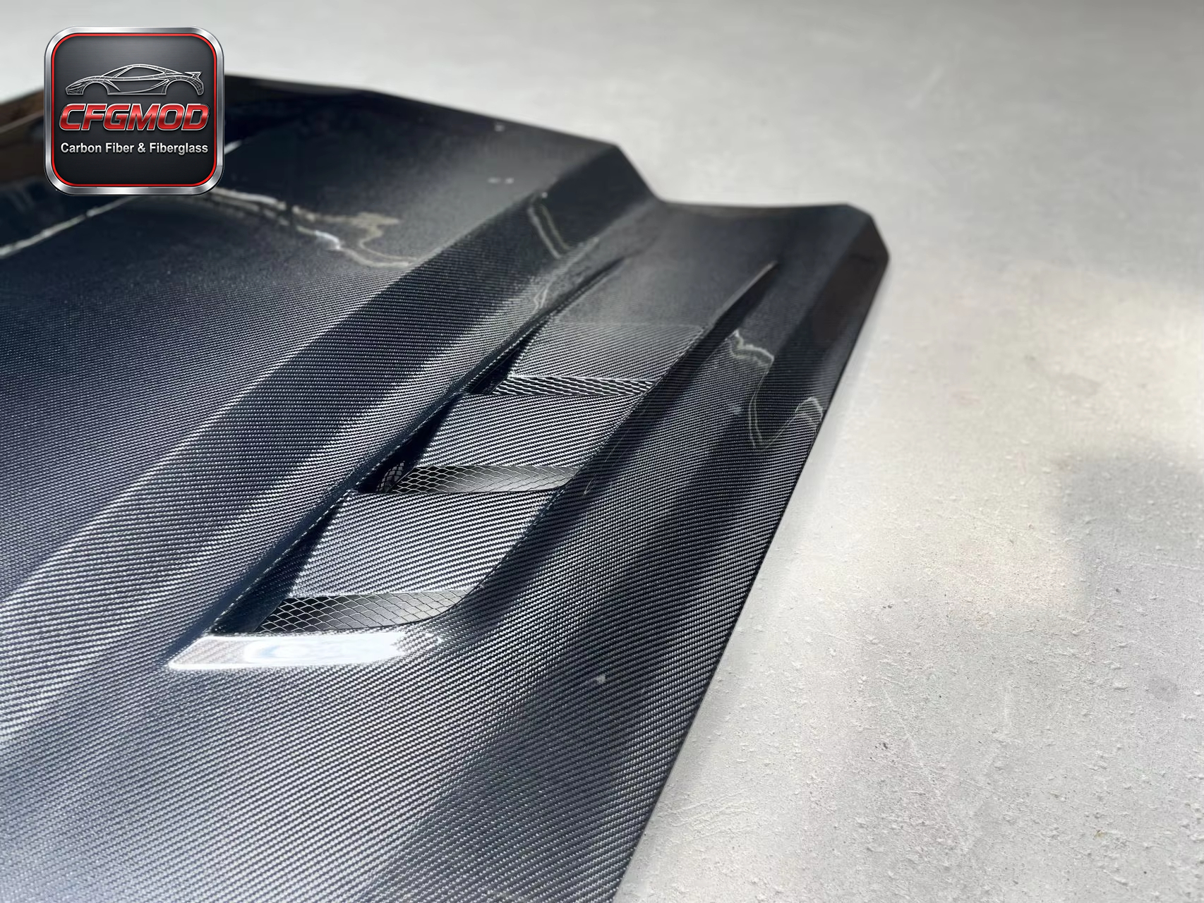 TF Style Vented Carbon Fiber Engine Hood Bonnet for 2024+ Ford Mustang S650 Tuning Parts — 6