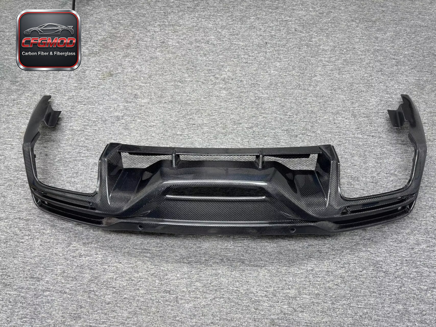 Dark Horse Style Carbon Fiber Replacement Rear Diffuser for 2024+ Ford Mustang S650 — 3