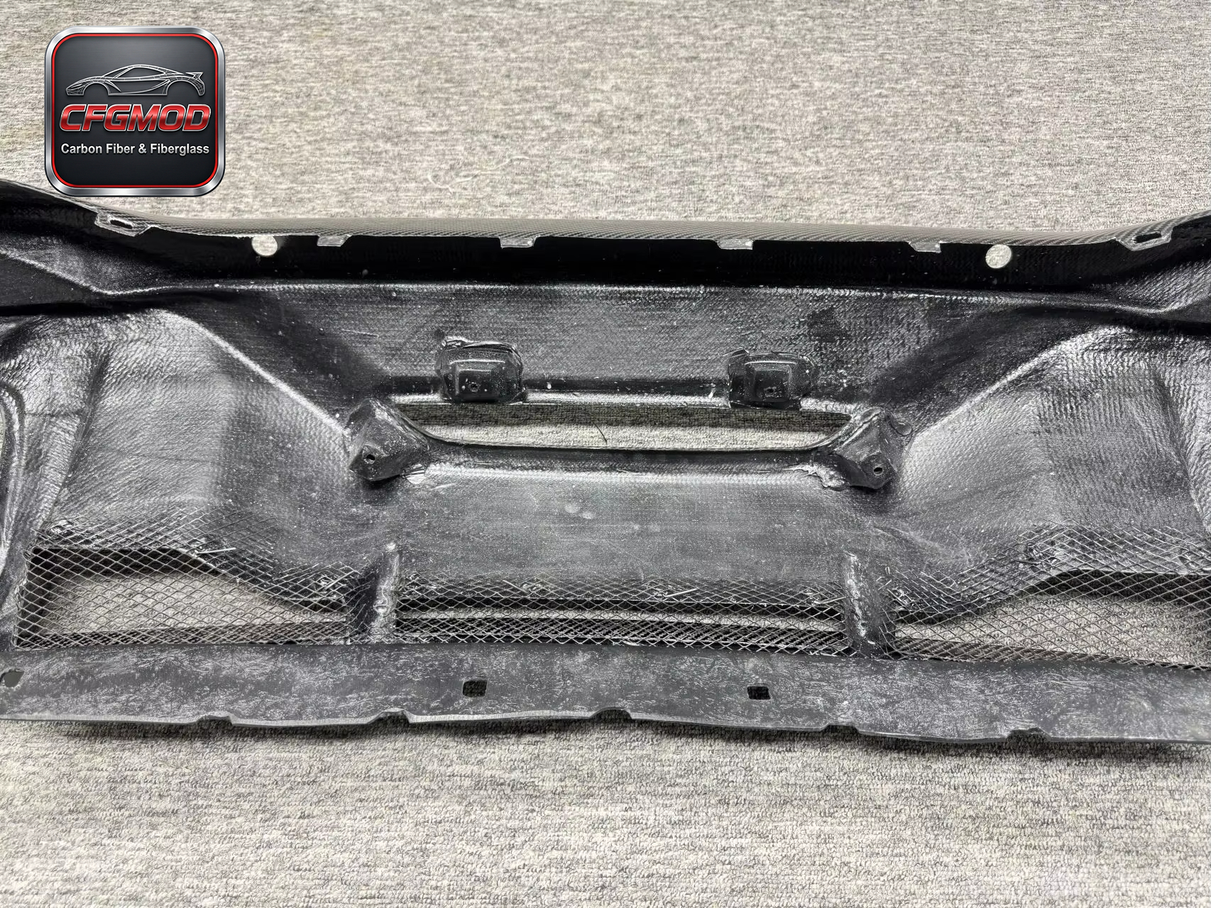 Dark Horse Style Carbon Fiber Replacement Rear Diffuser for 2024+ Ford Mustang S650 — 4