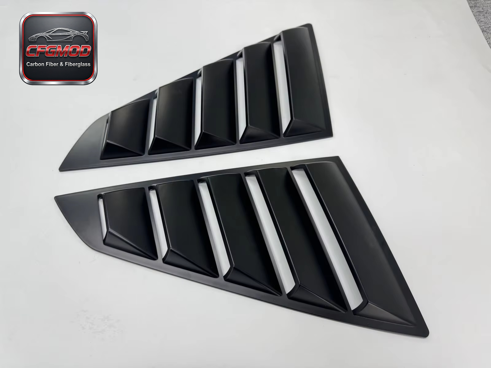 GT Style Dry Carbon Fiber Rear Window Louvers Sun Shade for 2024+ Ford Mustang S650 — 6